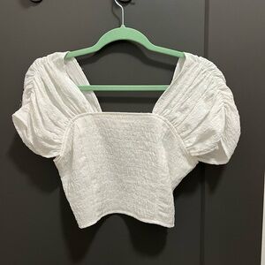 Vestique white top